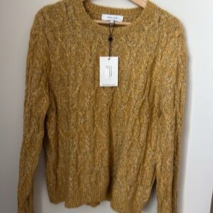 New John + Jenn Marled Mustard Crew Neck Sweater size L